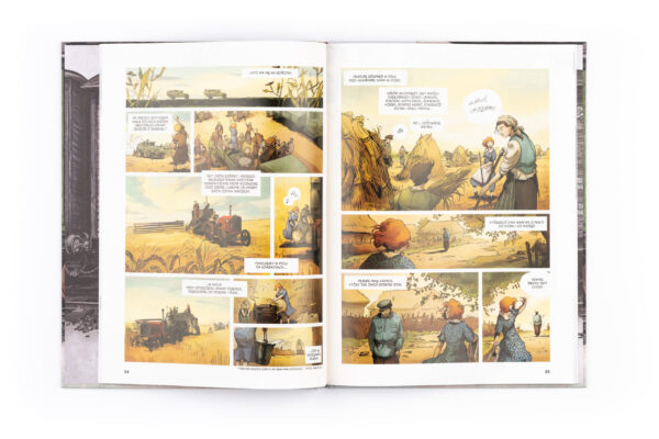 Zdjęcie: Na białym tle rozłożony komiks „Sybir. Moja historia. Na podstawie relacji Danuty Pietrzak” t. 2. Na dwunastu, różnej wielkości, prostokątnych obrazkach przedstawiono scenę żniw. Na poszczególnych obrazkach dostrzec można snopki siana, traktor czy też pracujących ludzi.
